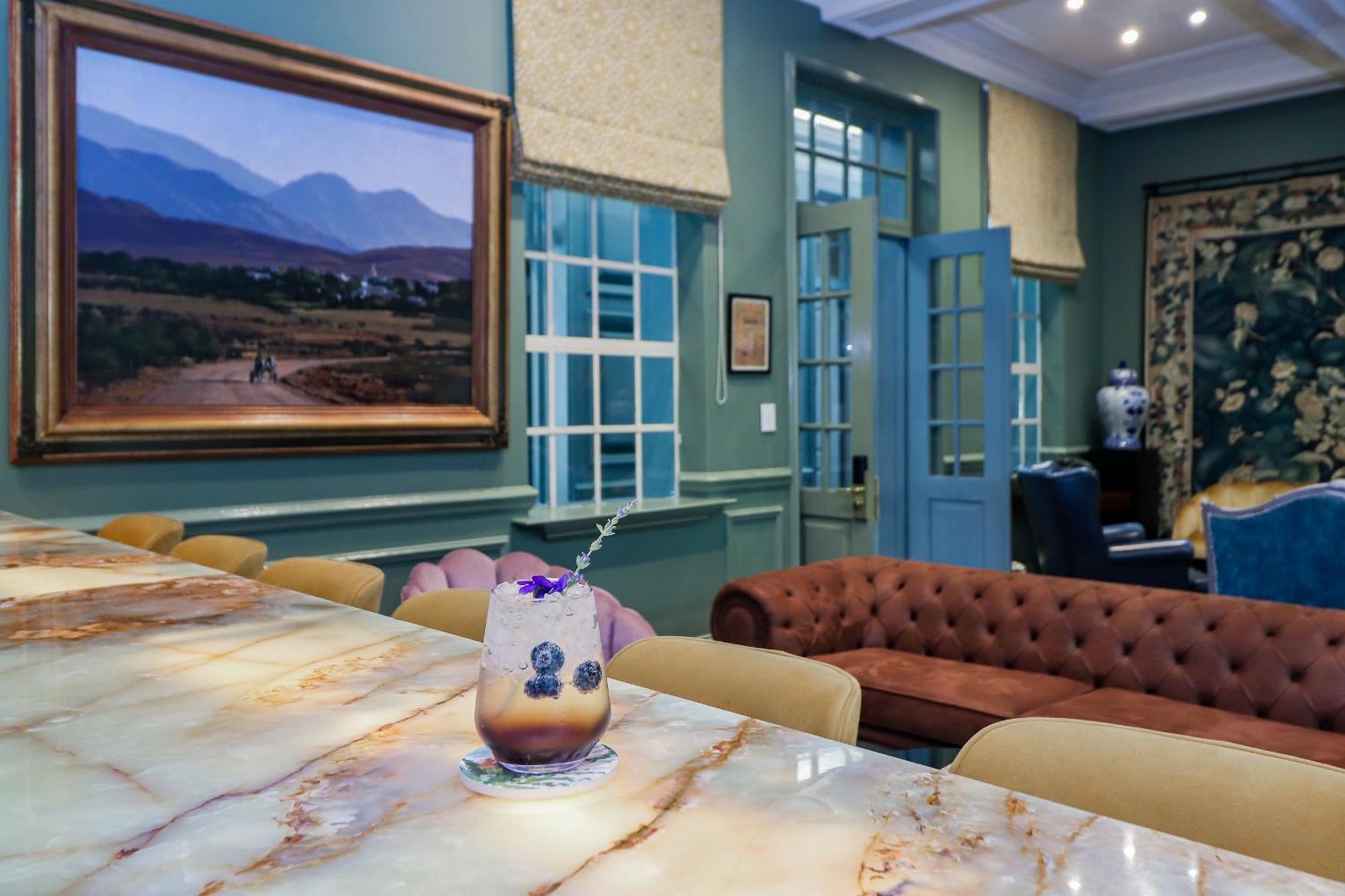 The Monarch Hotel Йоханесбург Екстериор снимка