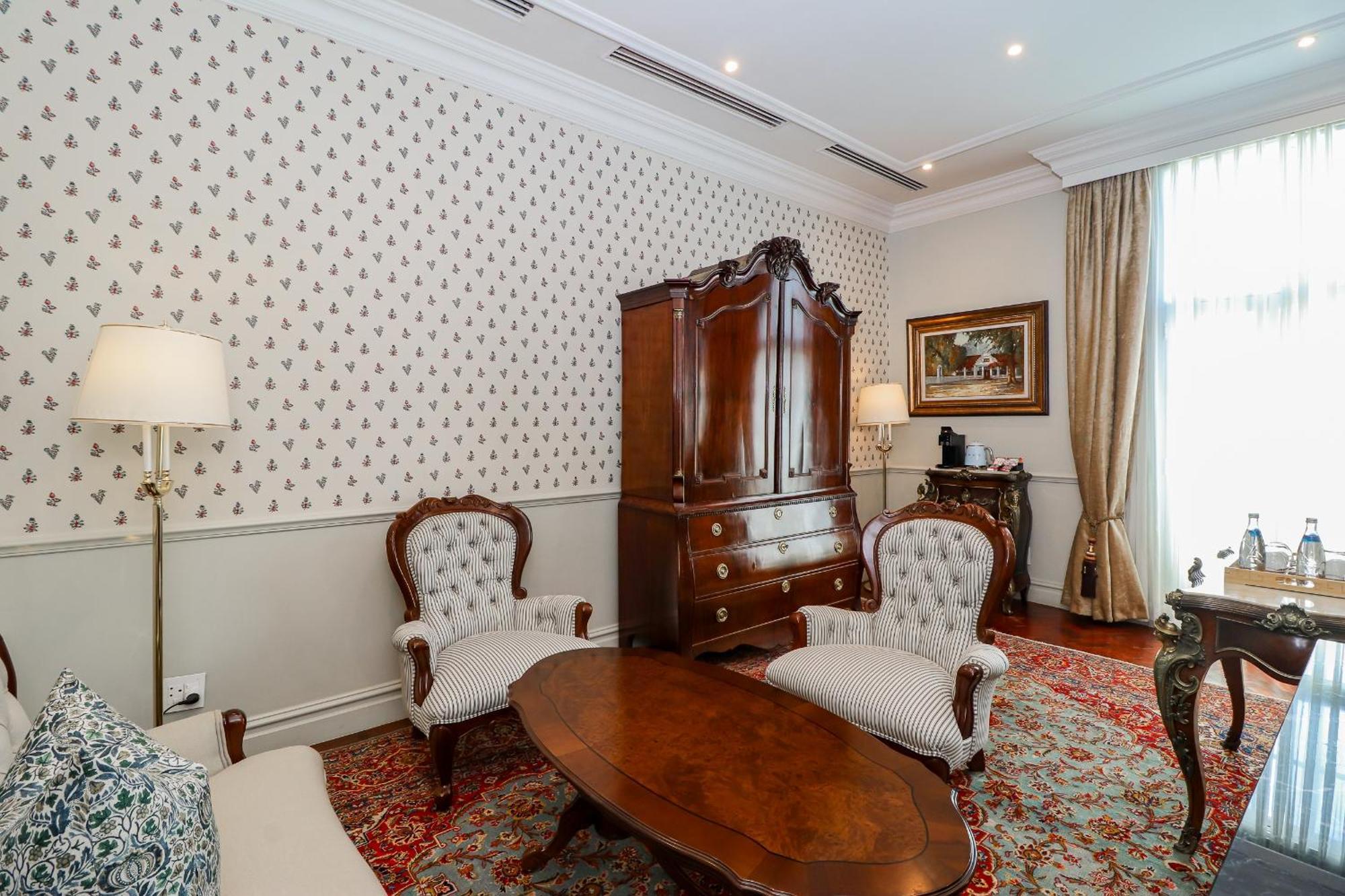 The Monarch Hotel Йоханесбург Екстериор снимка