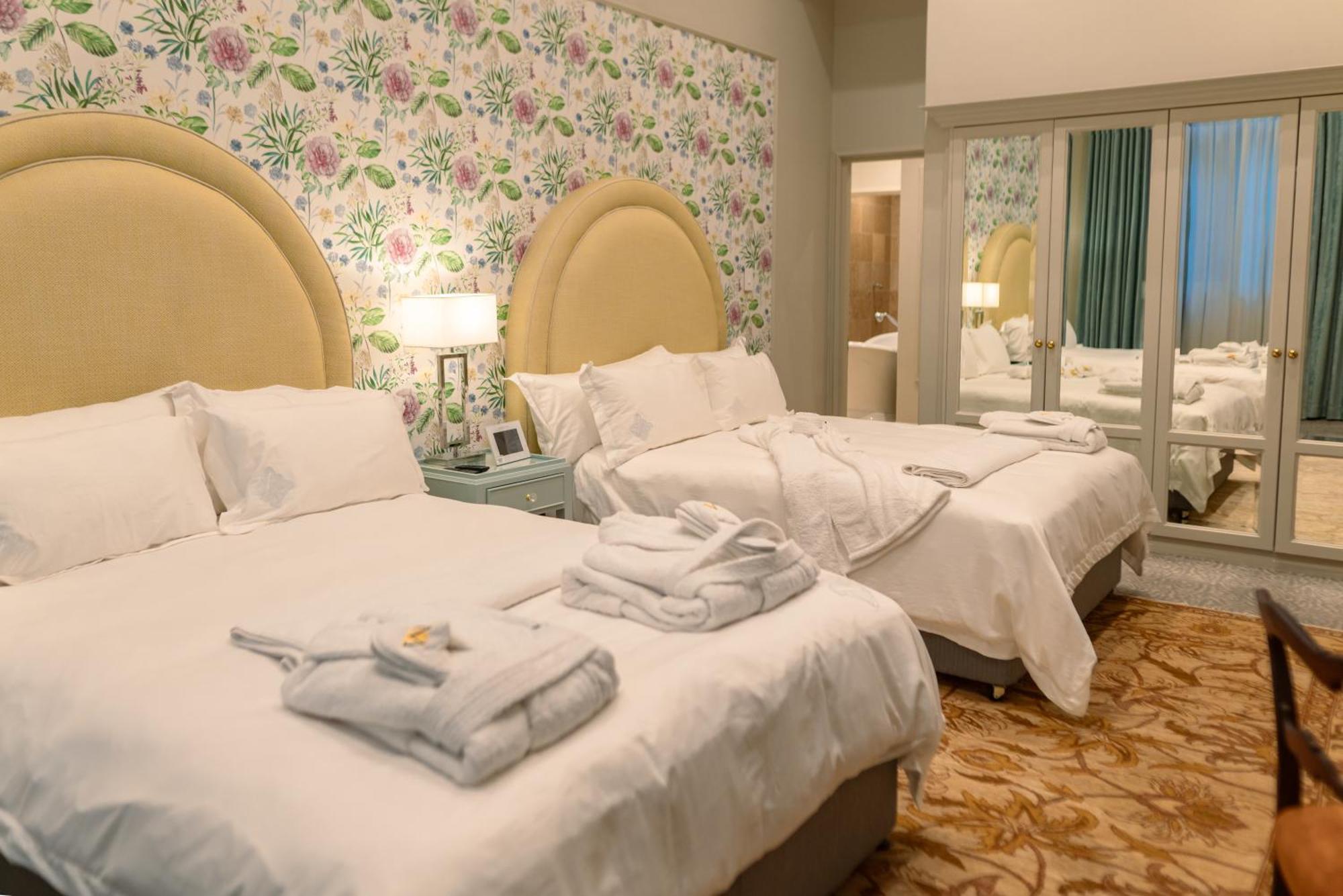 The Monarch Hotel Йоханесбург Екстериор снимка