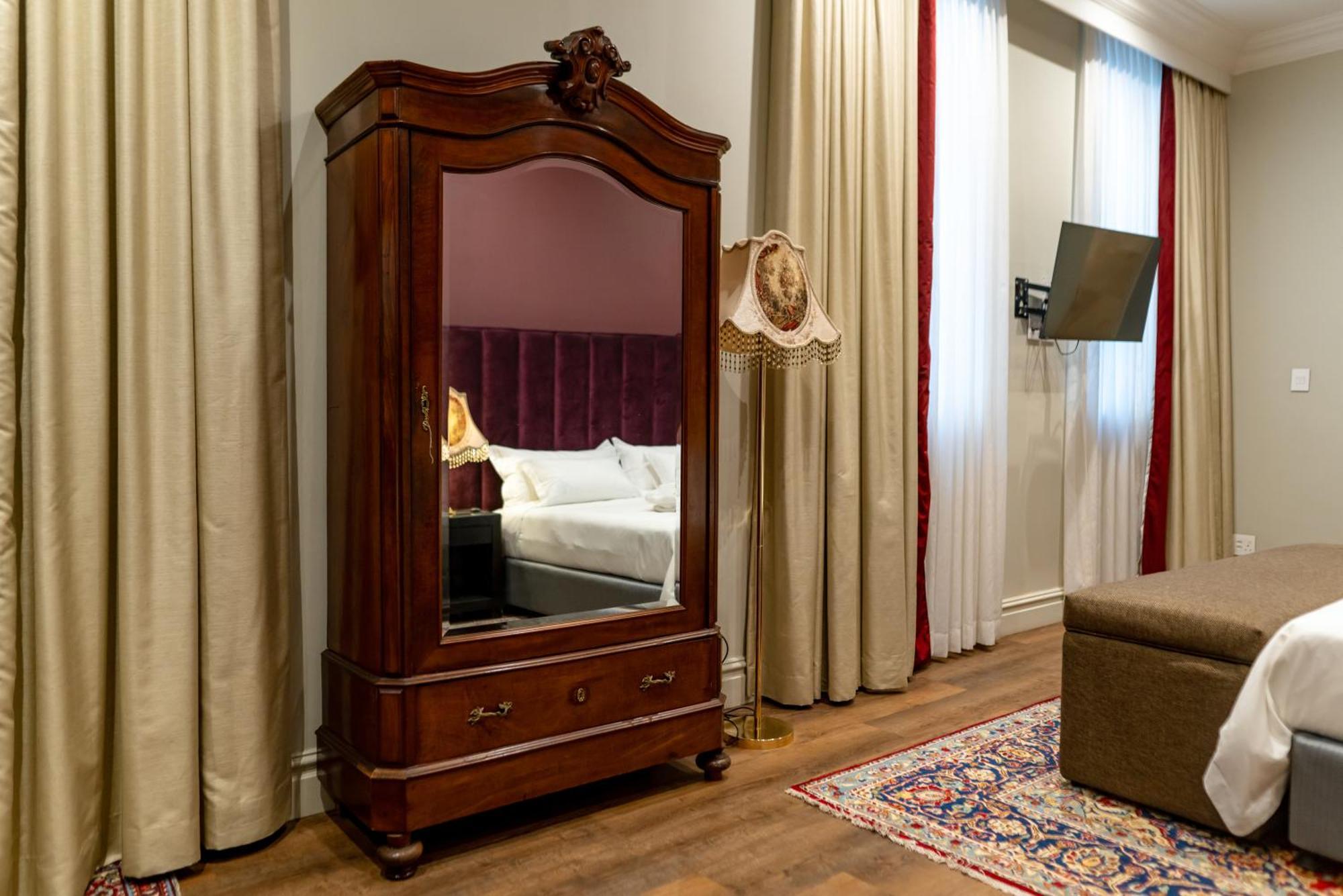 The Monarch Hotel Йоханесбург Екстериор снимка