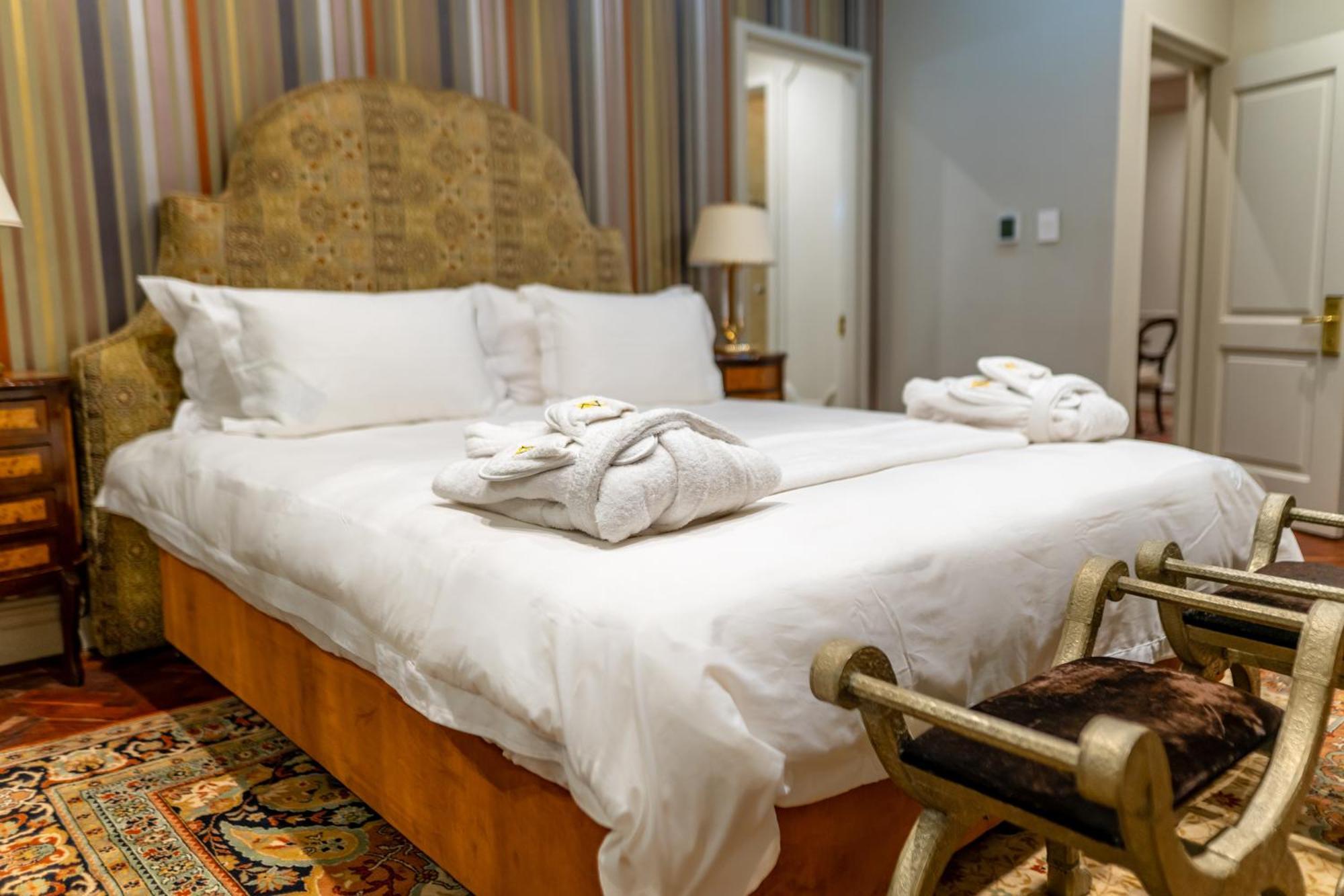 The Monarch Hotel Йоханесбург Екстериор снимка