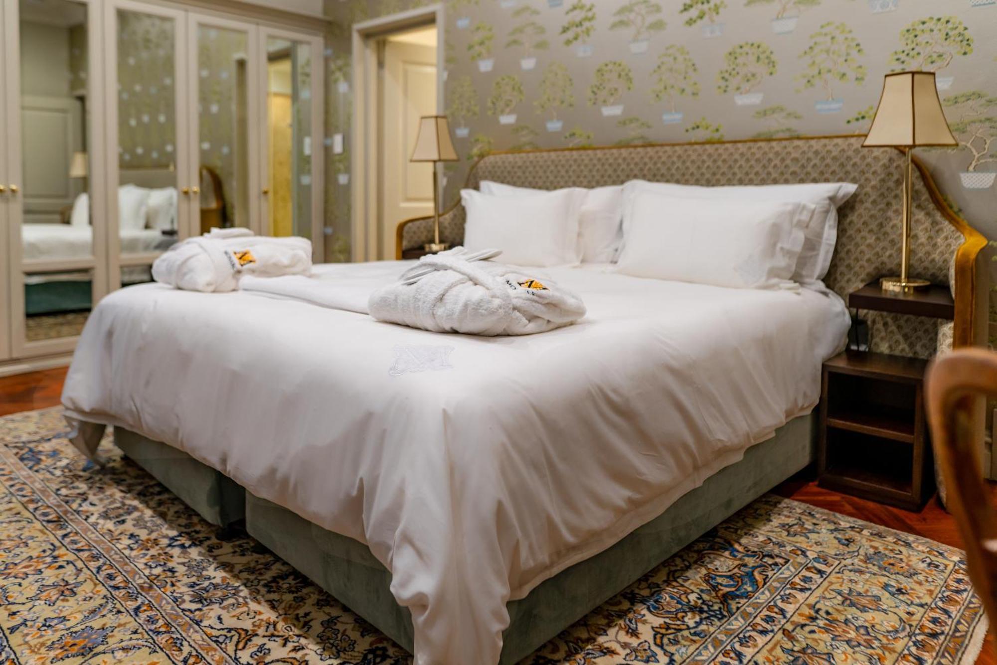 The Monarch Hotel Йоханесбург Екстериор снимка